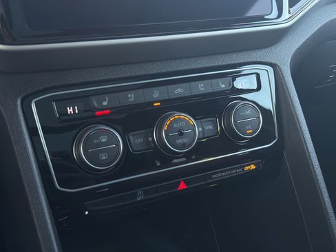 Used 2023 Volkswagen Atlas Cross Sport SEL Premium R-Line image 28