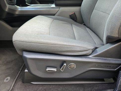 Certified 2021 Ford F150 XLT w/ Equipment Group 302A High image 18