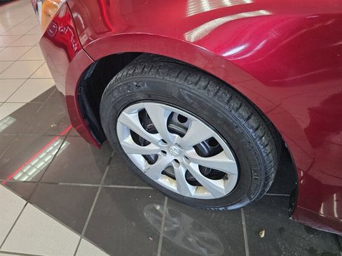 Used 2022 Toyota Corolla LE image 27