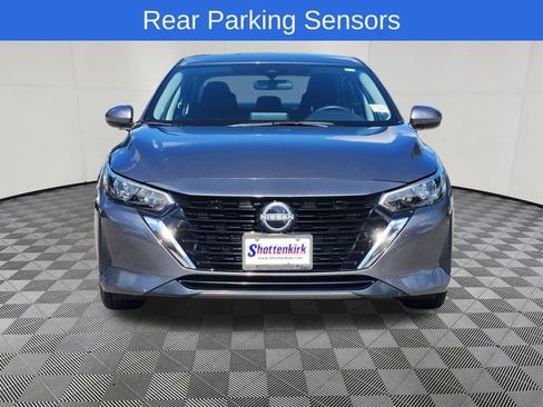 Used 2025 Nissan Sentra SV FWD image 2
