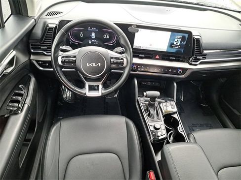 Used 2023 Kia Sportage EX image 15