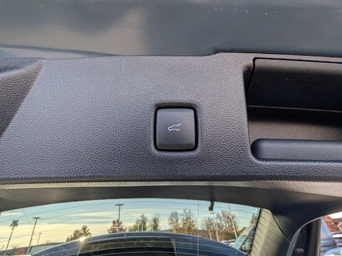 New 2026 Ford Escape PHEV image 9