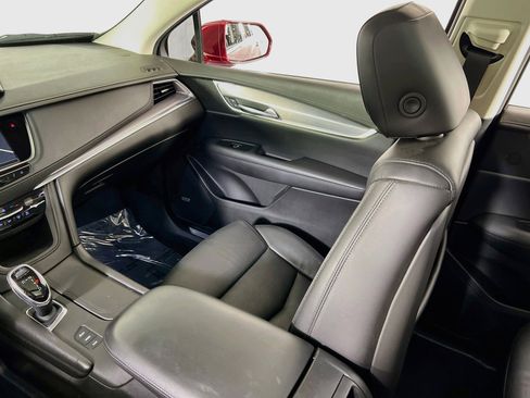 Used 2019 Cadillac XT5 Luxury image 25