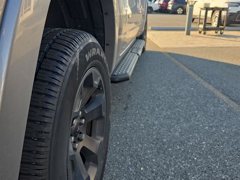 Used 2025 RAM 1500 Big Horn AWD/4WD image 7