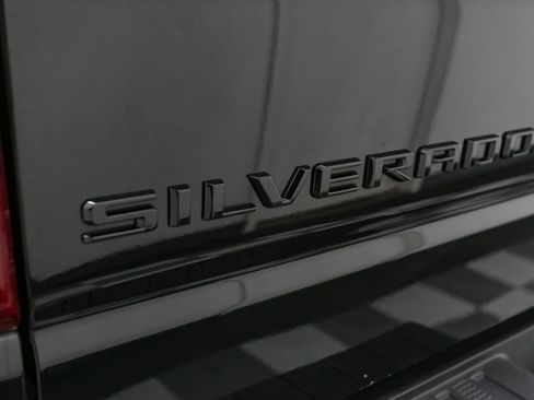 Used 2021 Chevrolet Silverado 1500 LT Trail Boss w/ Convenience Package II AWD/4WD image 11