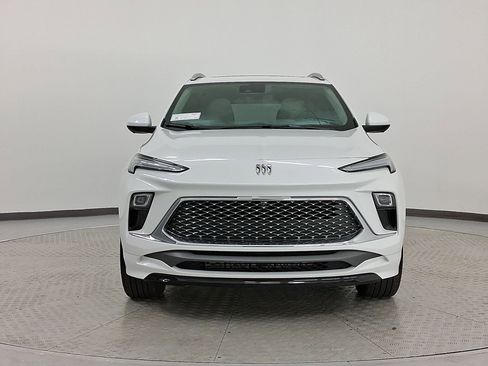 Used 2025 Buick Encore GX Avenir w/ Avenir Technology Package image 6