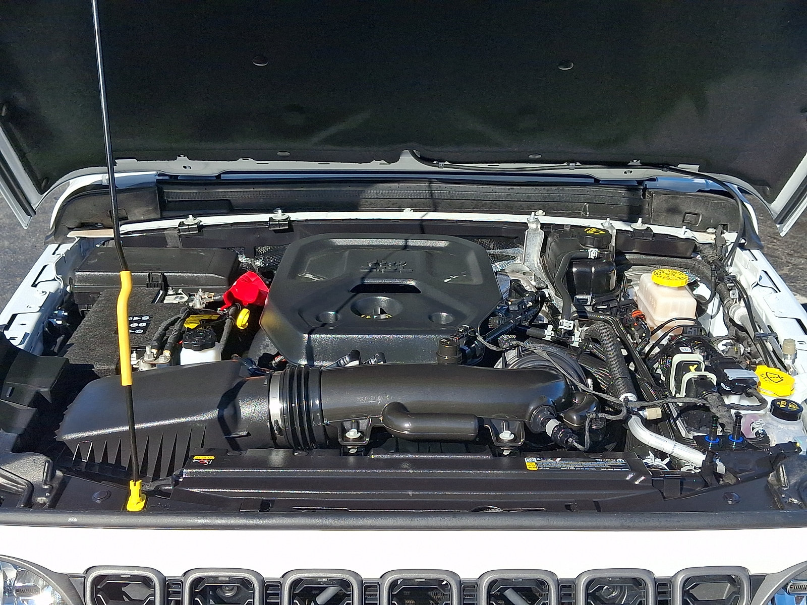 Used 2025 Jeep Wrangler Sport AWD/4WD image 27
