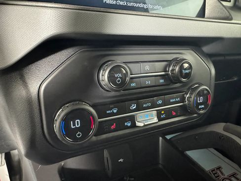 Used 2024 Ford Bronco Big Bend AWD/4WD image 21