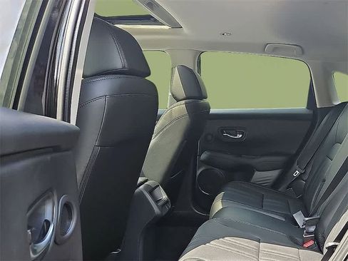 New 2026 Honda HR-V EX-L image 7