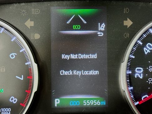 Used 2019 Toyota RAV4 XLE Premium image 15