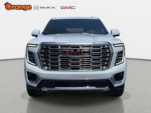 New 2026 GMC Yukon XL Denali w/ Denali Reserve Package AWD/4WD image 8