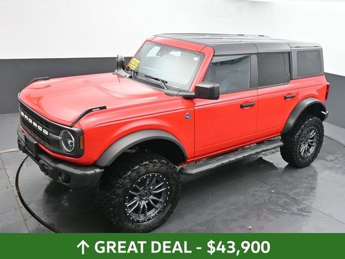 Used 2023 Ford Bronco Black Diamond image 18