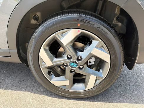 New 2026 Hyundai Venue SEL FWD image 20