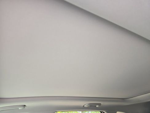 New 2026 Kia Sorento S w/ S Panoramic Sunroof Package FWD image 22