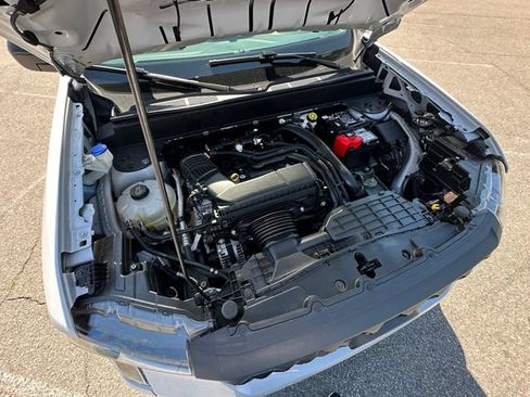 Used 2025 Ford Maverick XL w/ 4K Tow Package AWD/4WD image 31