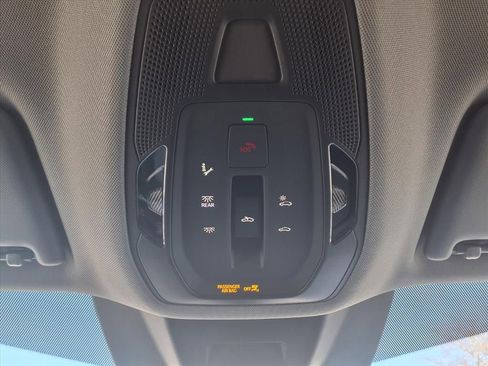 New 2025 Audi Q5 Prestige image 16