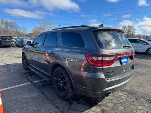 Used 2018 Dodge Durango R/T w/ Blacktop Package image 4