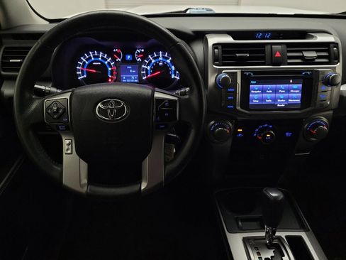 Used 2018 Toyota 4Runner SR5 RWD image 22