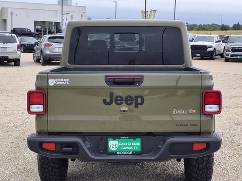New 2026 Jeep Gladiator Sport AWD/4WD image 5