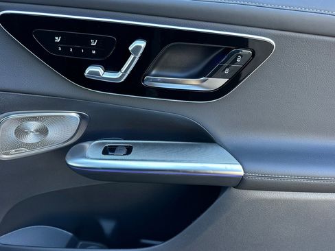 New 2026 Mercedes-Benz GLC 300 image 34