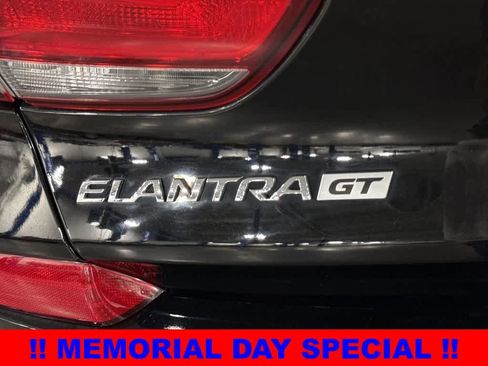 Used 2019 Hyundai Elantra GT w/ Style Package 02 FWD image 26