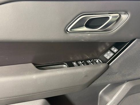 New 2026 Land Rover Range Rover Velar Dynamic SE image 12