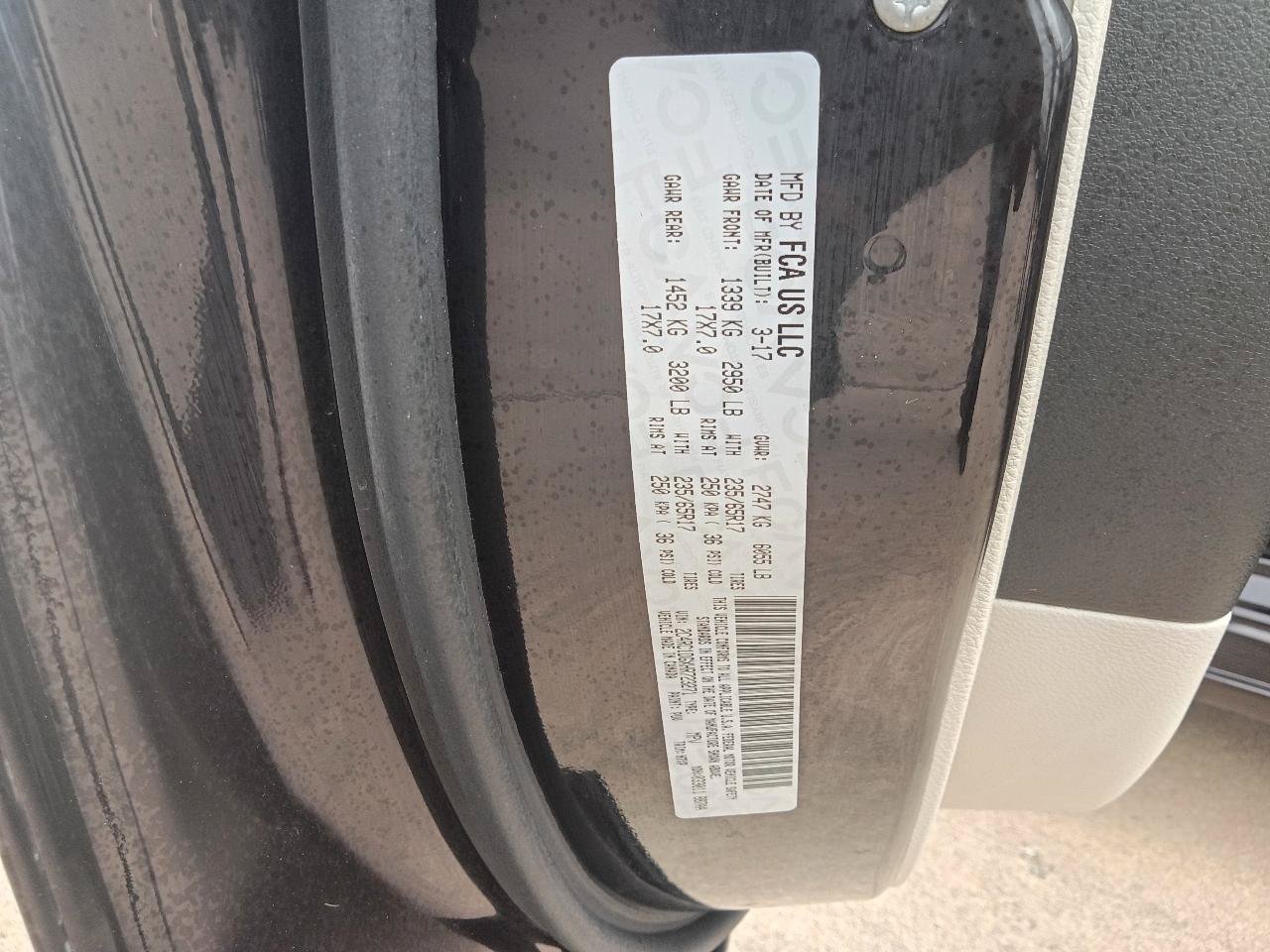 Used 2017 Chrysler Pacifica Touring w/ Tire & Wheel Group FWD image 31