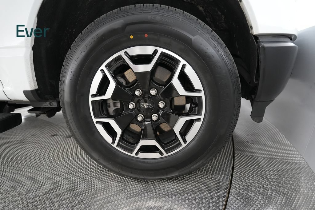 Used 2023 Ford F150 Lightning Pro AWD/4WD image 15