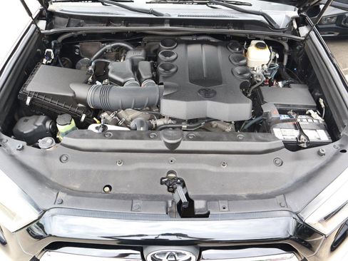 Used 2016 Toyota 4Runner Limited AWD/4WD image 12