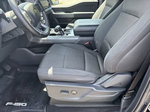 Used 2025 Ford F150 XLT w/ Equipment Group 301A Standard AWD/4WD image 9