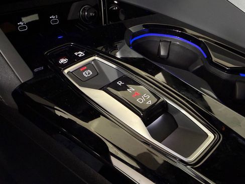 New 2025 Audi SQ5 Premium Plus image 17