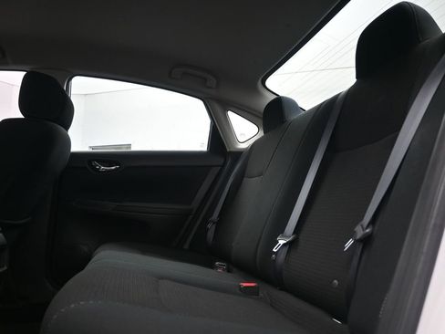 Used 2019 Nissan Sentra S FWD image 11