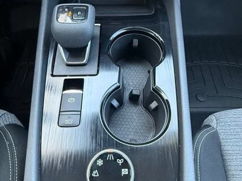 Used 2021 Nissan Rogue SV AWD/4WD image 26