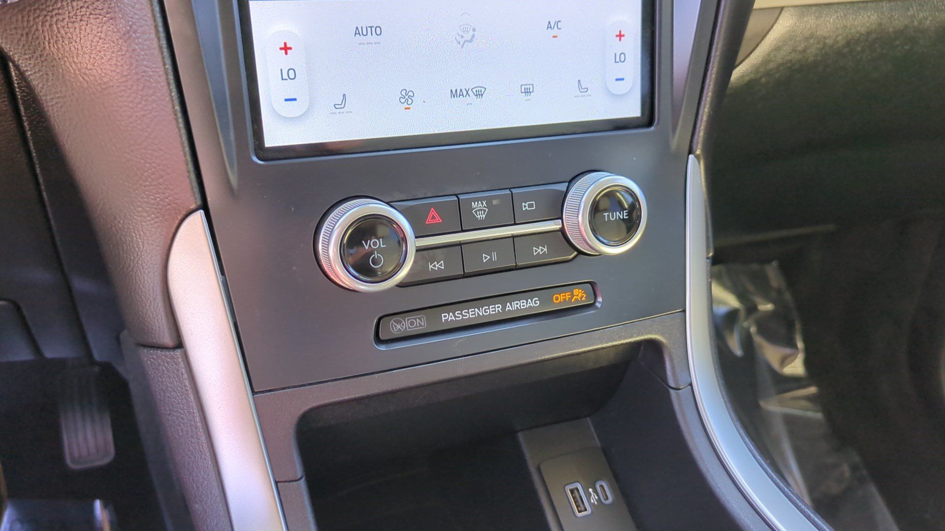 Used 2023 Ford Edge SEL w/ Convenience Package AWD/4WD image 15