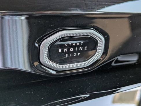 New 2026 Jeep Grand Cherokee Altitude AWD/4WD image 31
