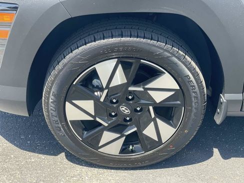 Used 2024 Hyundai Kona SEL AWD/4WD image 30