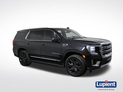 Used 2023 GMC Yukon SLT w/ SLT Premium Package