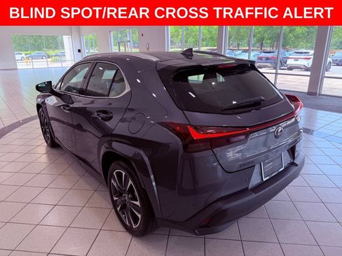 Used 2025 Lexus UX 300h FWD w/ Accessory Package (Z1) image 5
