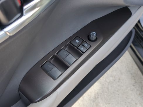 Certified 2024 Toyota Camry SE FWD image 15