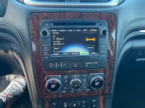 Used 2014 Chevrolet Traverse LT AWD/4WD image 44
