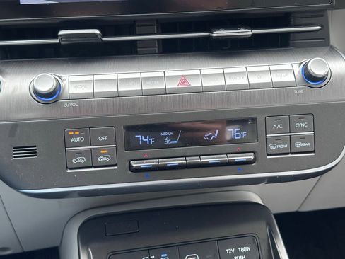 Used 2024 Hyundai Kona SEL w/ Convenience Package image 36