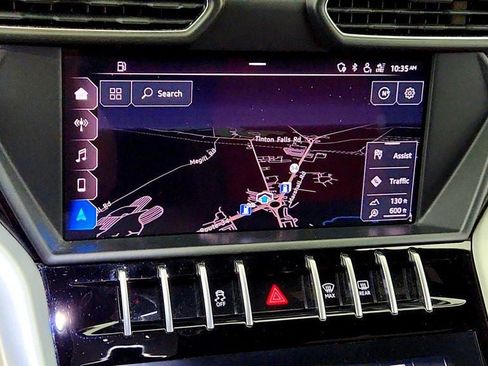 Used 2019 Lamborghini Urus AWD/4WD image 26