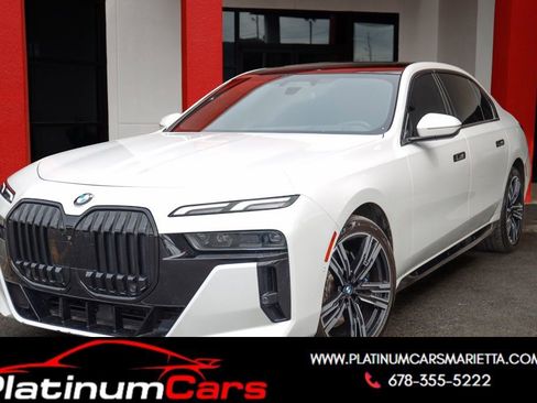 Used 2023 BMW 740i RWD image 1