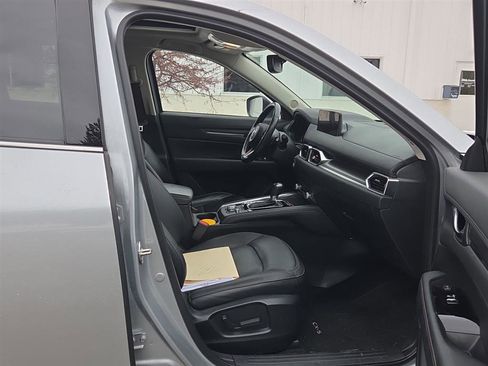 Used 2022 MAZDA CX-5 AWD 2.5 S w/ Premium Package image 19