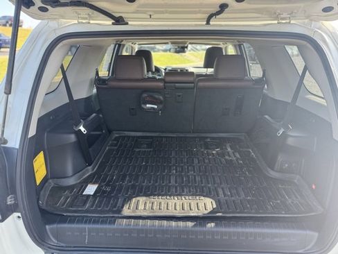 Used 2022 Toyota 4Runner Limited image 9