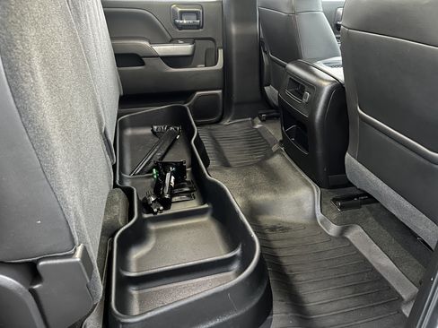 Used 2018 Chevrolet Silverado 3500 LTZ image 23