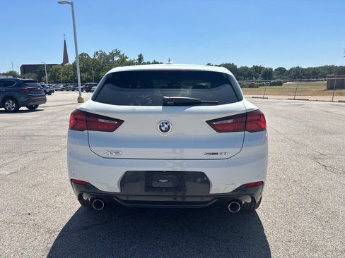 Used 2023 BMW X2 sDrive28i w/ M Sport Package FWD image 5