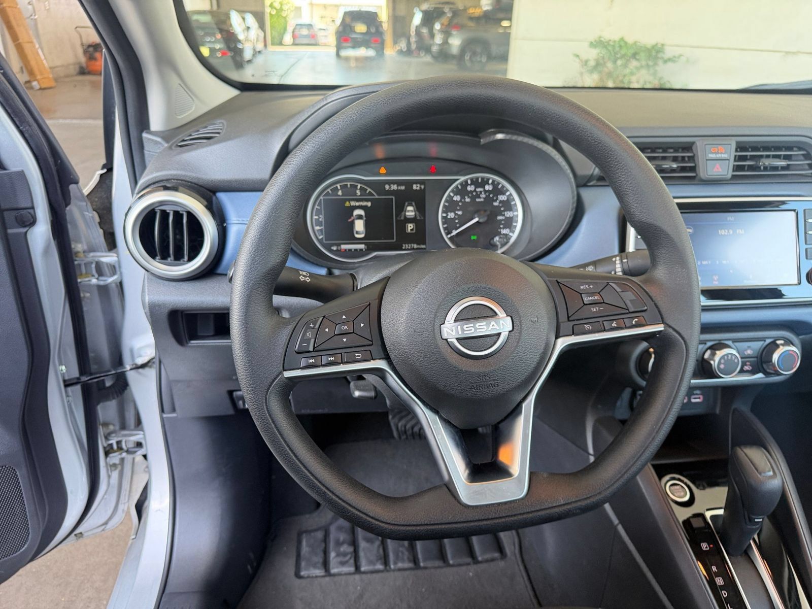 Used 2025 Nissan Versa SV FWD image 27