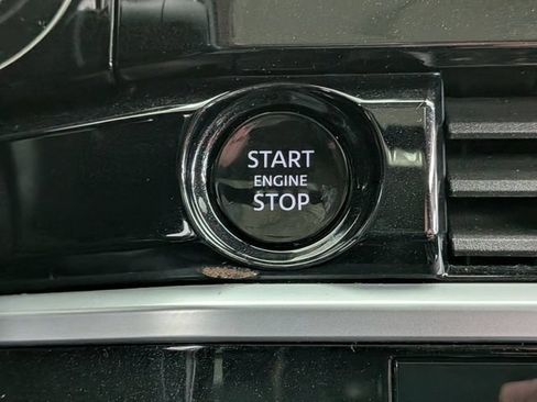 Used 2025 Nissan Pathfinder SL w/ SL Premium Package AWD/4WD image 27