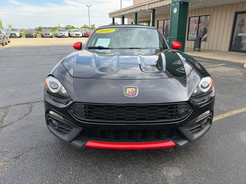 Used 2017 FIAT 124 Spider Abarth RWD image 11